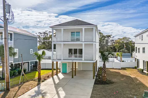 345 Calhoun Dr, Murrells Inlet, SC 29576