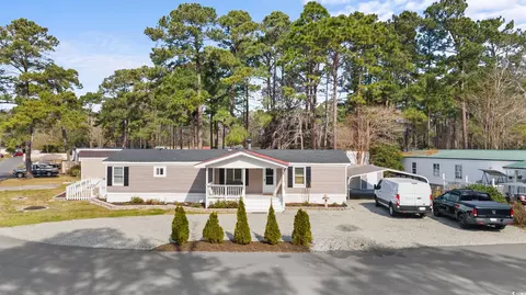3 Spinnaker Ln, Murrells Inlet, SC 29576