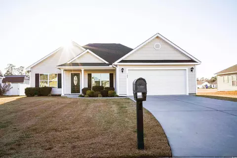 105 Blue Jacket Dr, Galivants Ferry, SC 29544