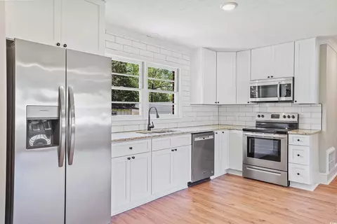 Kitchen - 5652 Main St, Loris, SC 29569 photo 1 of 3