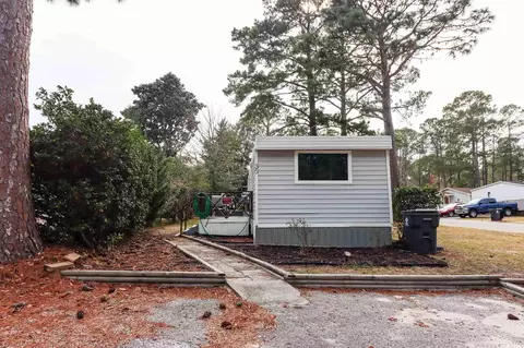 35 Offshore Dr, Murrells Inlet, SC 29576