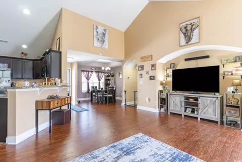 Living - 3429 Holly Loop, Conway, SC 29527 photo 4 of 6