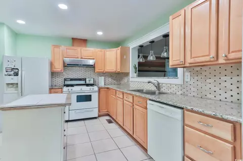 701 Olive St, Georgetown, SC 29440 photo 5