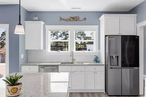 Kitchen - 1019 Montage Commons Dr, Surfside Beach, SC 29575 photo 3 of 5