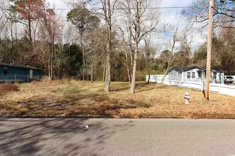 208 Dusenbury St, Georgetown, SC 29440