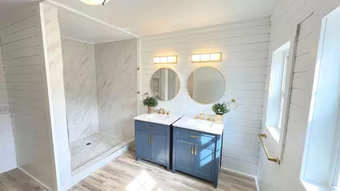 Bath - 3602 Claussen Rd, Florence, SC 29505 photo 1 of 7