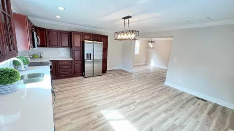 Living - 3602 Claussen Rd, Florence, SC 29505 photo 1 of 1