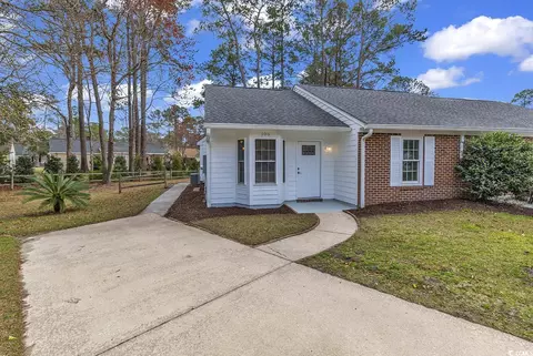 106 Robin Ct, Murrells Inlet, SC 29576