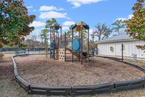 Exterior - 637 Heritage Downs Dr, Conway, SC 29526 photo 4 of 6