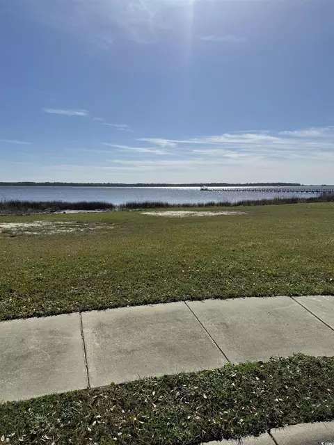 2629 Seaport Cir, Georgetown, SC 29440