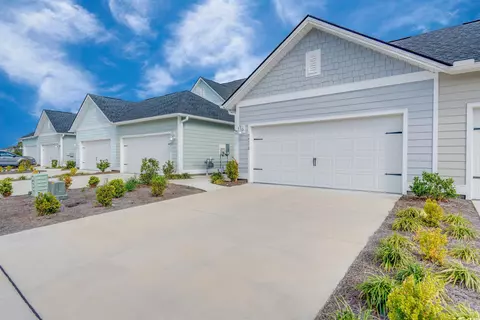 Exterior - 5451 Knobcone Loop #E, Myrtle Beach, SC 29577 photo 2 of 9