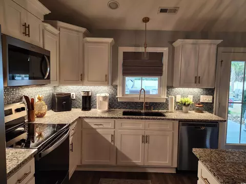 1050 Forest Dr, Conway, SC 29526 photo 6
