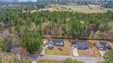 1239 Scenic Dr, Loris, SC 29569