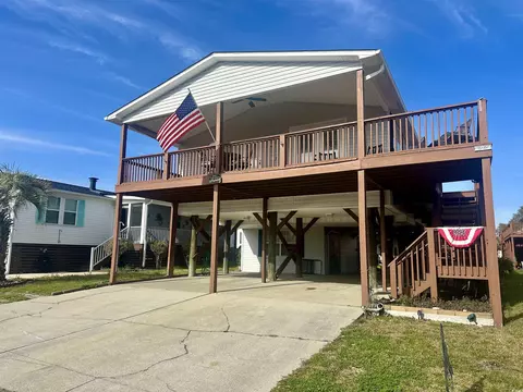 212 Dixon Dr, Surfside Beach, SC 29575