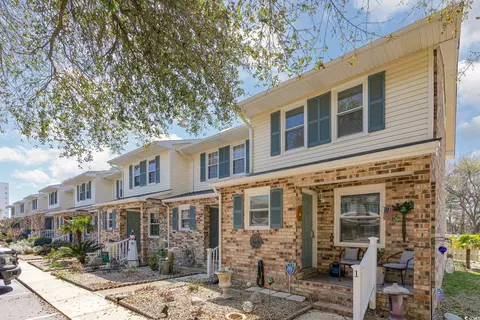 210 25th Ave S #2, Myrtle Beach, SC 29577