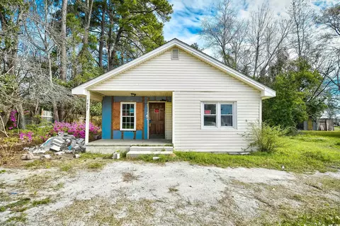 3427 Church St, Loris, SC 29569