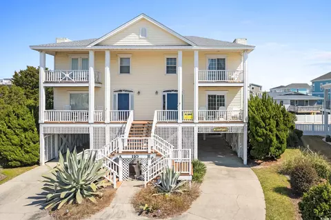 110 Strawflower Dr, Holden Beach, NC 28462
