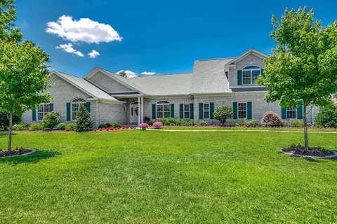 151 Waterhall Dr, Murrells Inlet, SC 29576