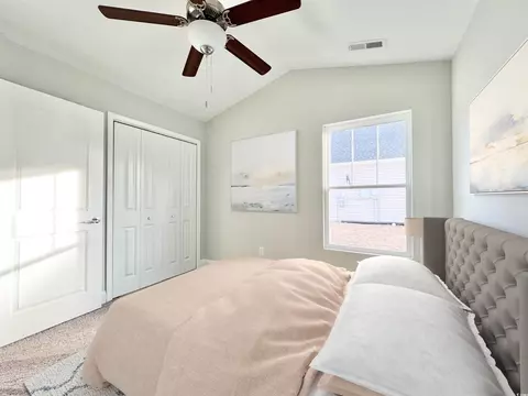 Bedroom - 1424 Nathan Dr, Loris, SC 29569 photo 4 of 7