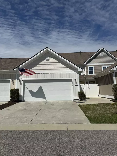790 Pickering Dr #B, Murrells Inlet, SC 29576