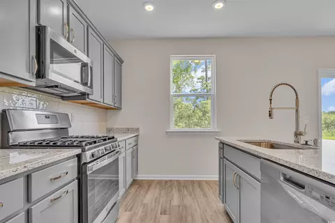 124 Little Cedar Dr, Loris, SC 29569 photo 9