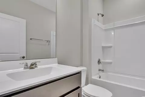124 Little Cedar Dr, Loris, SC 29569 photo 5