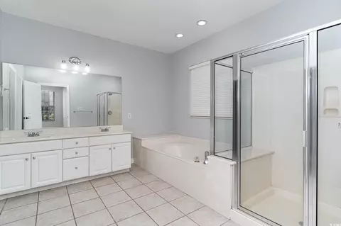 Bath - 1419 Mcmaster Dr, Myrtle Beach, SC 29575 photo 2 of 5