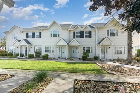 612 3rd Ave S #9D, North Myrtle Beach, SC 29582