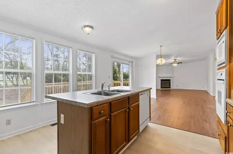 2038 Mockingbird Ln, Loris, SC 29569 photo 11