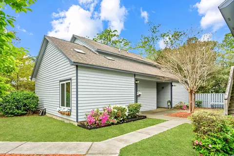 600 37th Ave N #103, Myrtle Beach, SC 29577