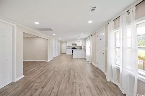 Entry Way - 3871 E Highway 9, Loris, SC 29569 photo 1 of 1