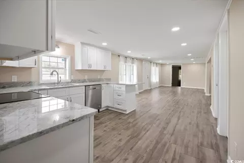 Kitchen - 3871 E Highway 9, Loris, SC 29569 photo 4 of 4
