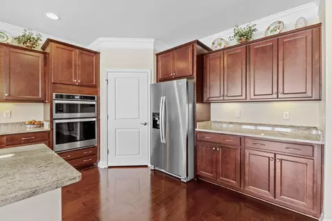 Kitchen - 686 Greta Loop, Myrtle Beach, SC 29579 photo 5 of 7