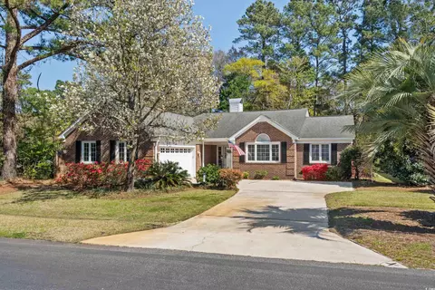 17 Dornoch Dr, Pawleys Island, SC 29585
