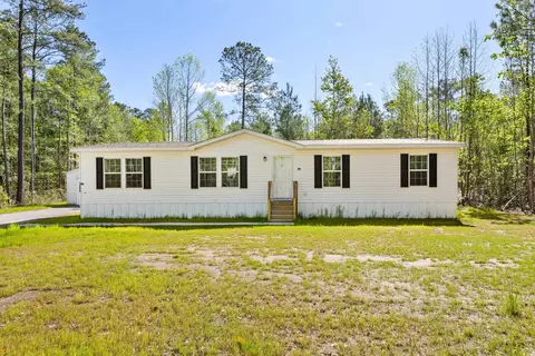 1089 Cedar Branch Rd, Loris, SC 29569