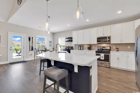 Kitchen - 1015 Selma Loop, Surfside Beach, SC 29575 photo 4 of 4