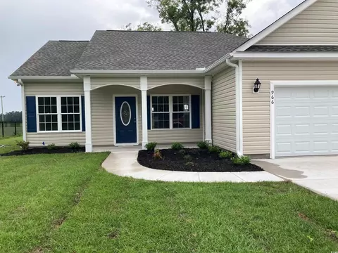 966 Log Cabin Rd, Loris, SC 29569