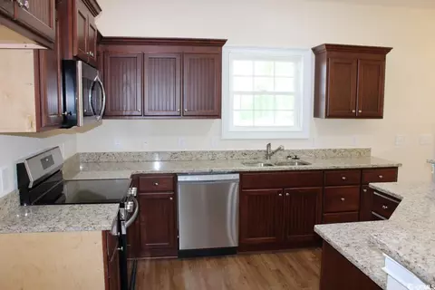 Kitchen - 966 Log Cabin Rd, Loris, SC 29569 photo 3 of 4