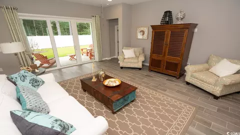 Living - 1005 Beechfield Ct, Conway, SC 29526 photo 7 of 10