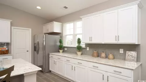 Kitchen - 1005 Beechfield Ct, Conway, SC 29526 photo 5 of 9