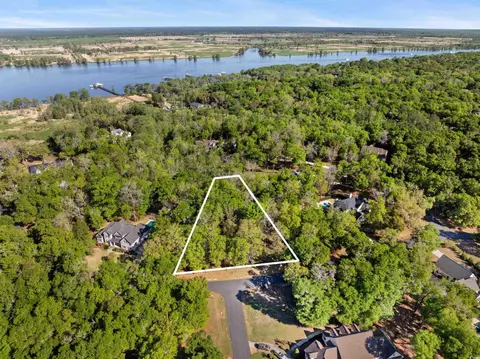 174 Susannah Ln, Pawleys Island, SC 29585
