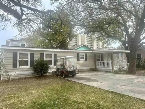 2088 Kingfisher Dr, Surfside Beach, SC 29575