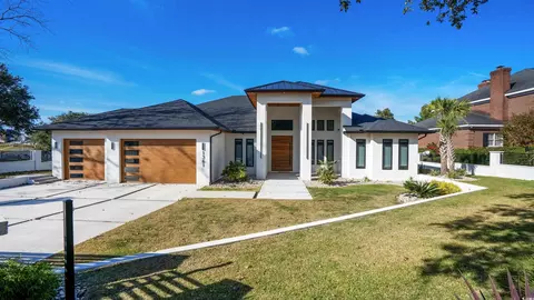 1361 Brookgreen Dr, Myrtle Beach, SC 29577