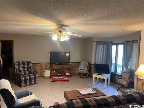 Living - 158 Thrush Ct, Georgetown, SC 29440 photo 1 of 2