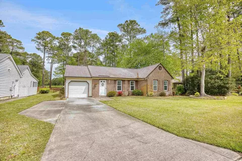 115 Wood Lake Dr, Murrells Inlet, SC 29576