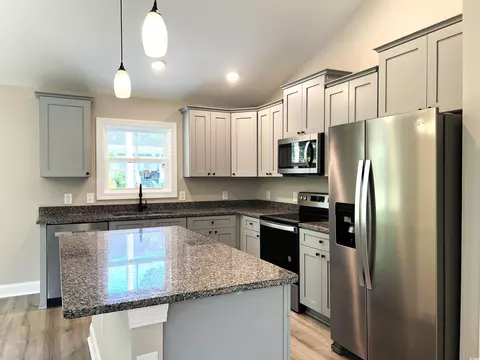 939 Barrett St, Loris, SC 29569 photo 13