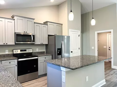 939 Barrett St, Loris, SC 29569 photo 14
