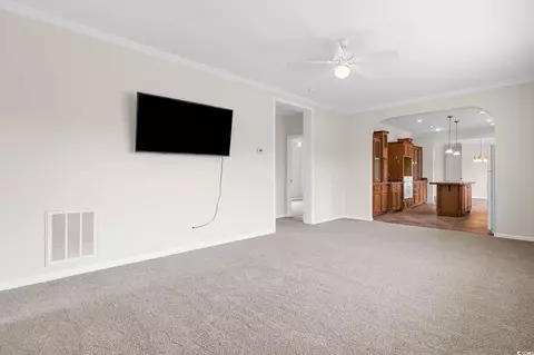 Living - 1254 Daisy Rd, Loris, SC 29569 photo 2 of 2