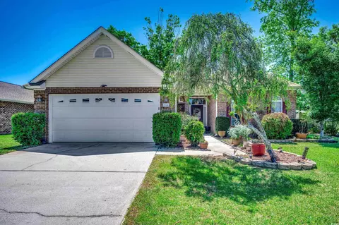 564 Circle Dr, Surfside Beach, SC 29575