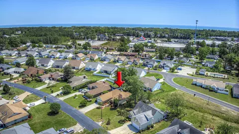 View/Area - 564 Circle Dr, Surfside Beach, SC 29575 photo 5 of 10